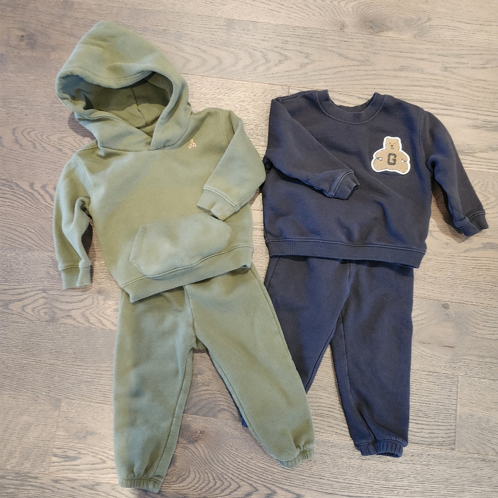 18-24M Gap Sweat Sets